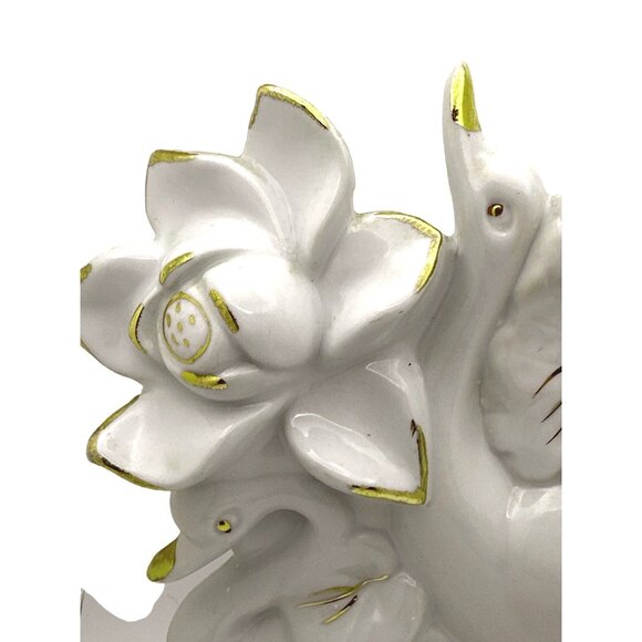 Vintage Grandmillennial Swan Figurine Porcelain Lotus Gold Gilt Trim Cottagecore - Picture 2 of 10